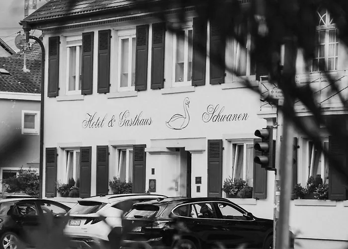 ホテル Hotel-restaurant Schwanen ヴァイル・アム・ライン